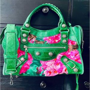 AUTHENTIC BALENCIAGA floral Giant Studs